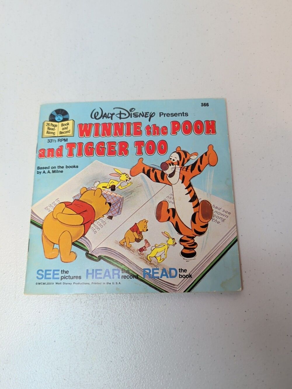 Vintage 1974 Disney Winnie the Pooh and Tigger Too Read Along Book & Record 33 R